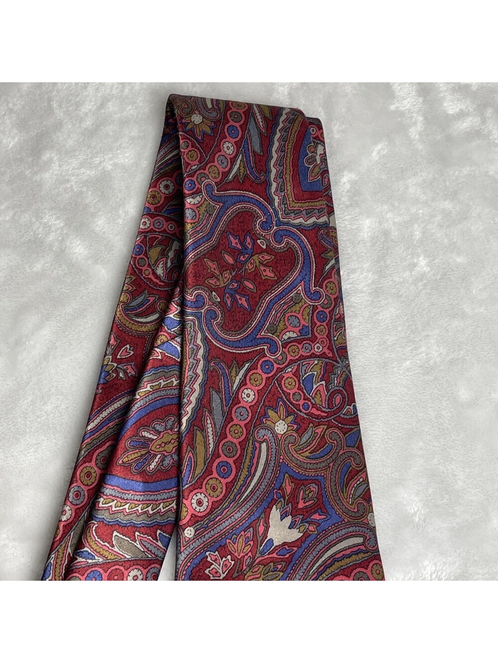 Oleg Cassini Red Pink Blue Gold Paisley Pattern Tie